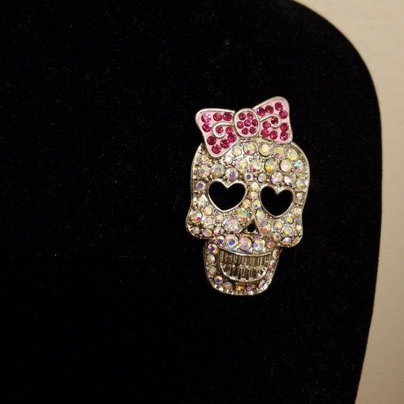 Betsey johnson brooch - Picture 2 of 3